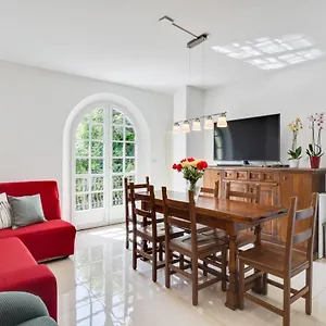 Flat With Private Parking And Netflix Sanremo